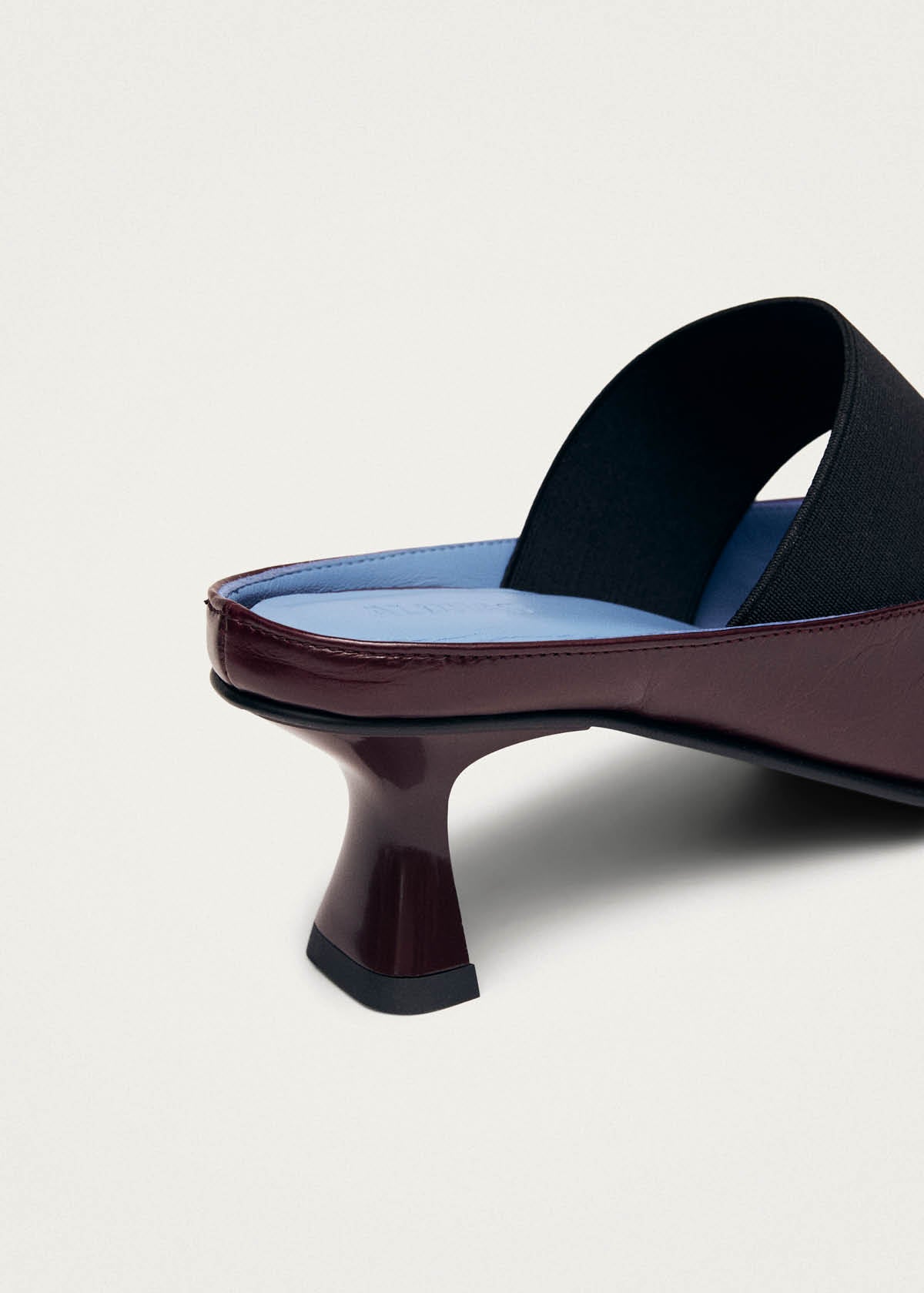 Lokahi Rift Décolleté in Pelle Bordeaux