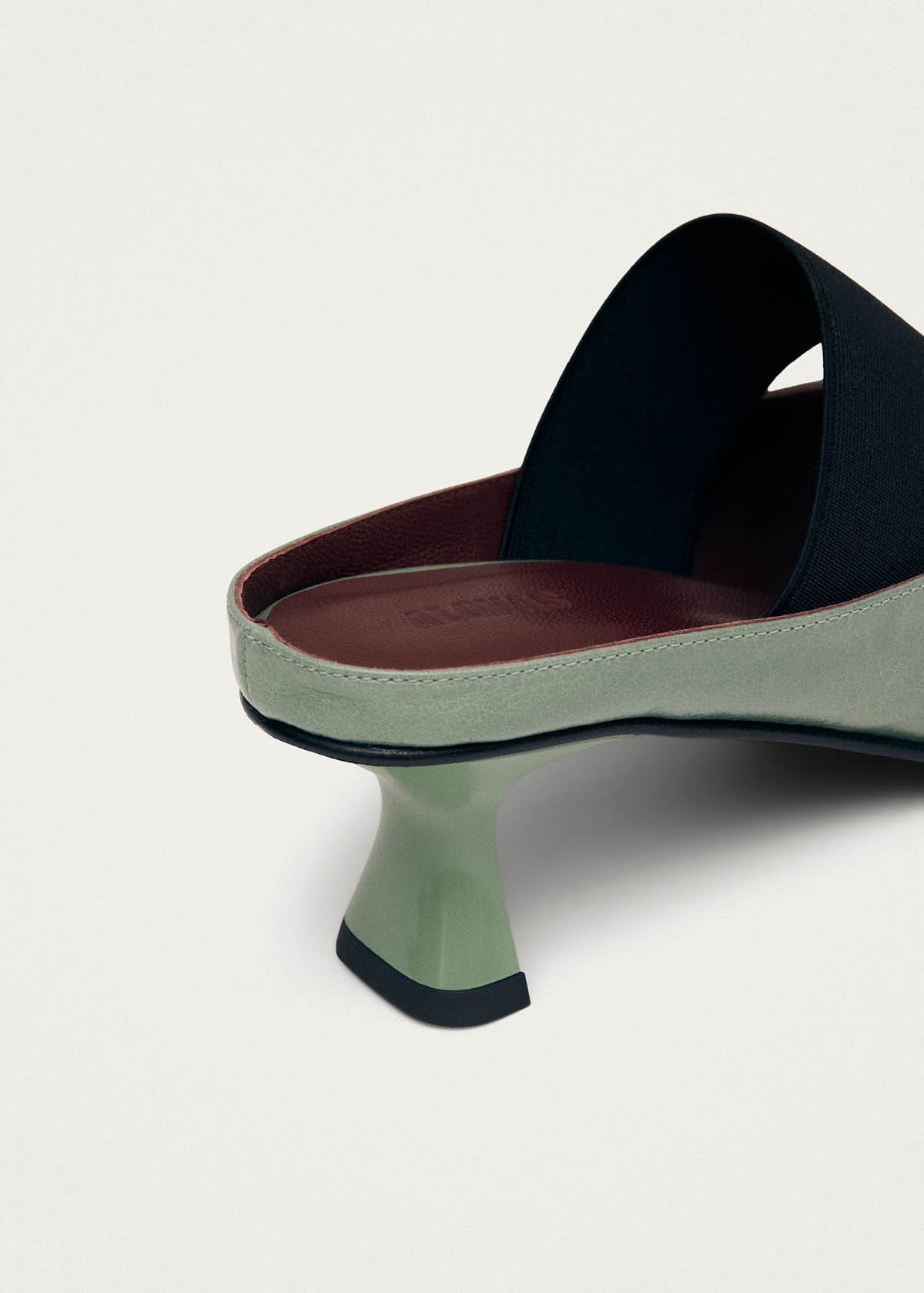 Lokahi Tacones de Cuero Color Matcha