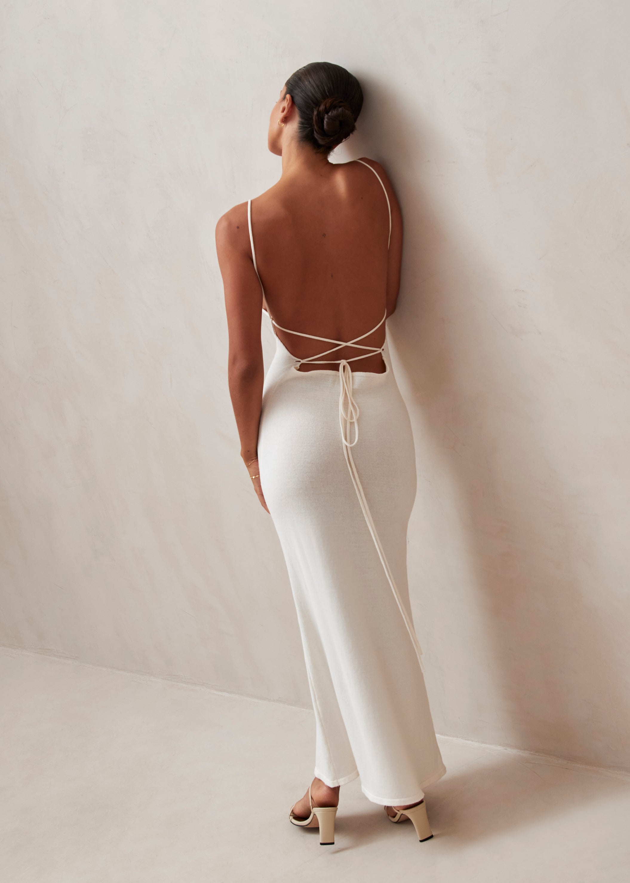 Delicate - White Knit Dress | ALOHAS