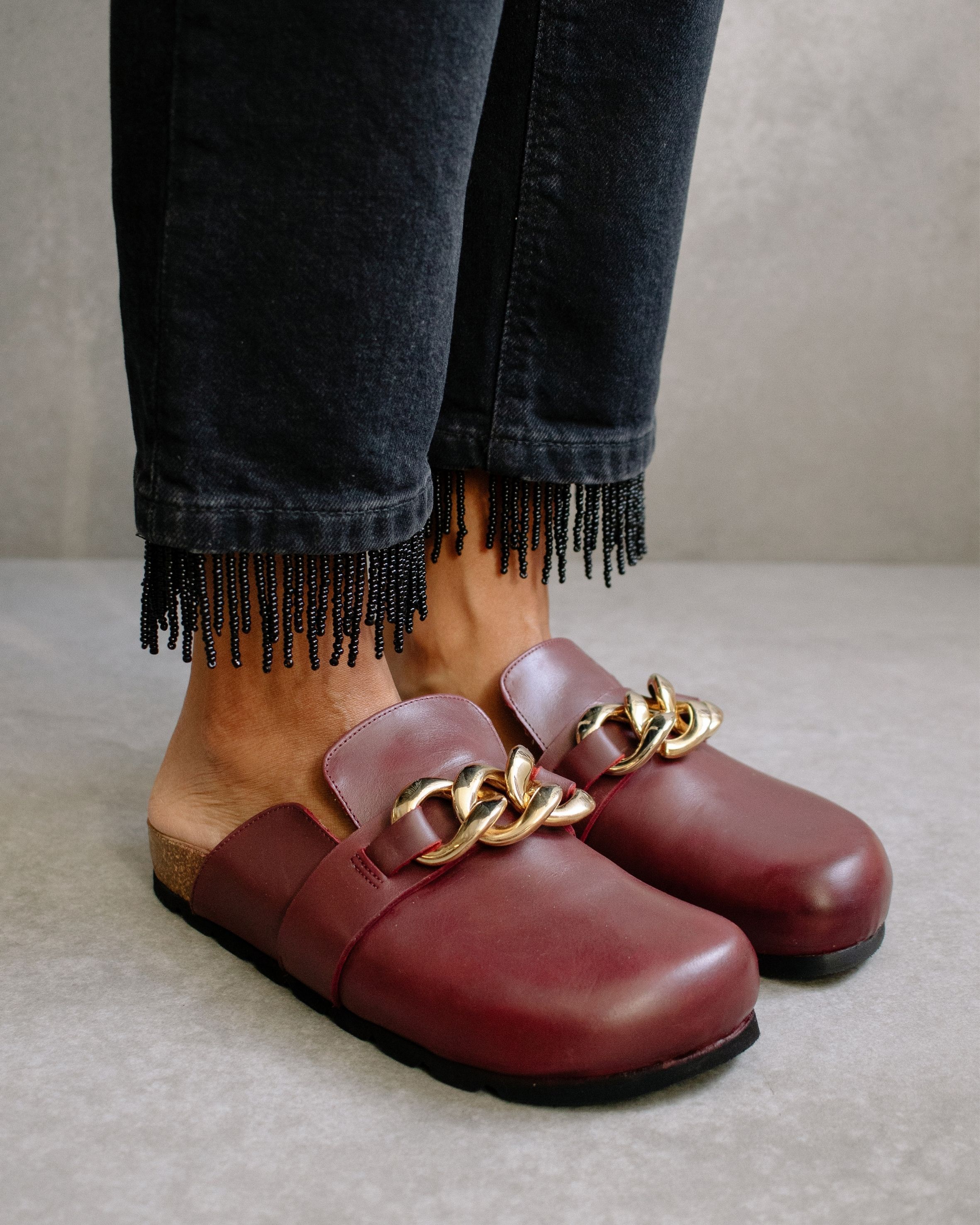 Fireside Chain - Red Leather Clogs | ALOHAS