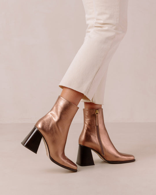 South Shimmer Quartz Pink Leather Ankle Boots