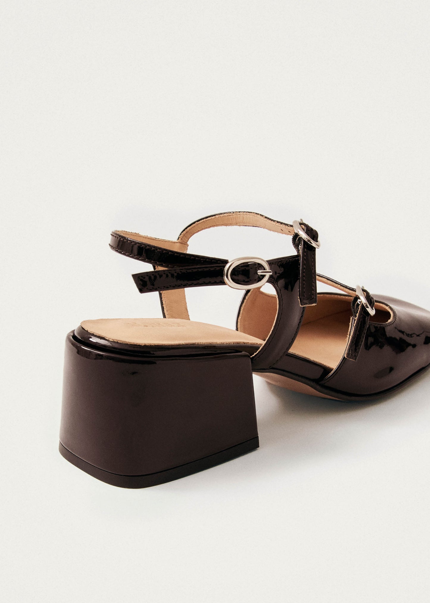 Withnee Onix Brown Leather Pumps