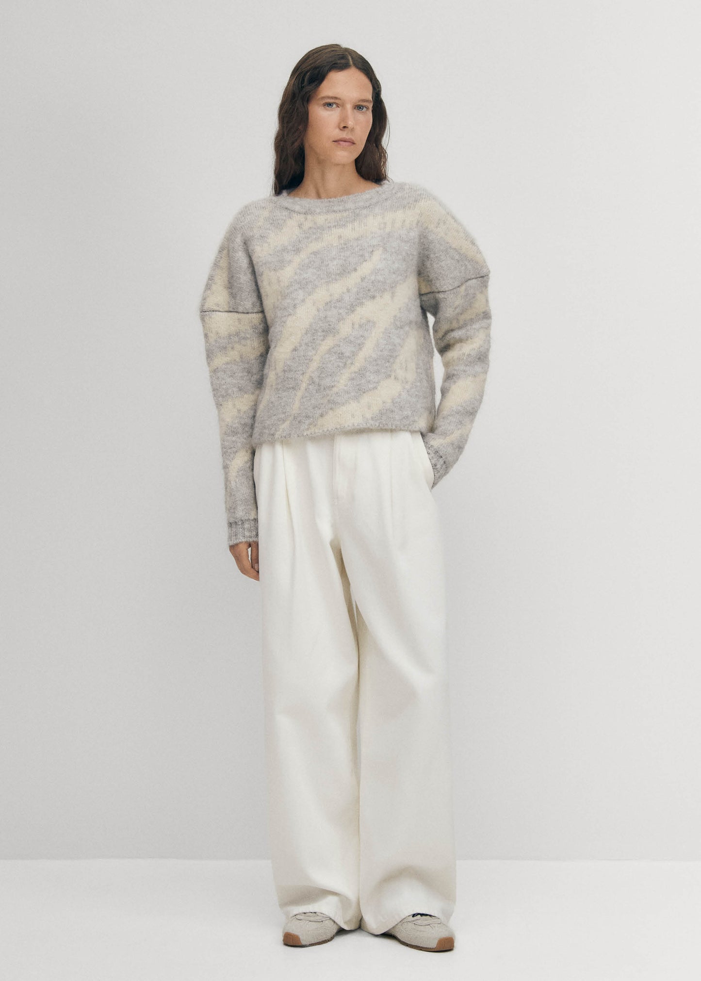 Malmo Grauer Pullover