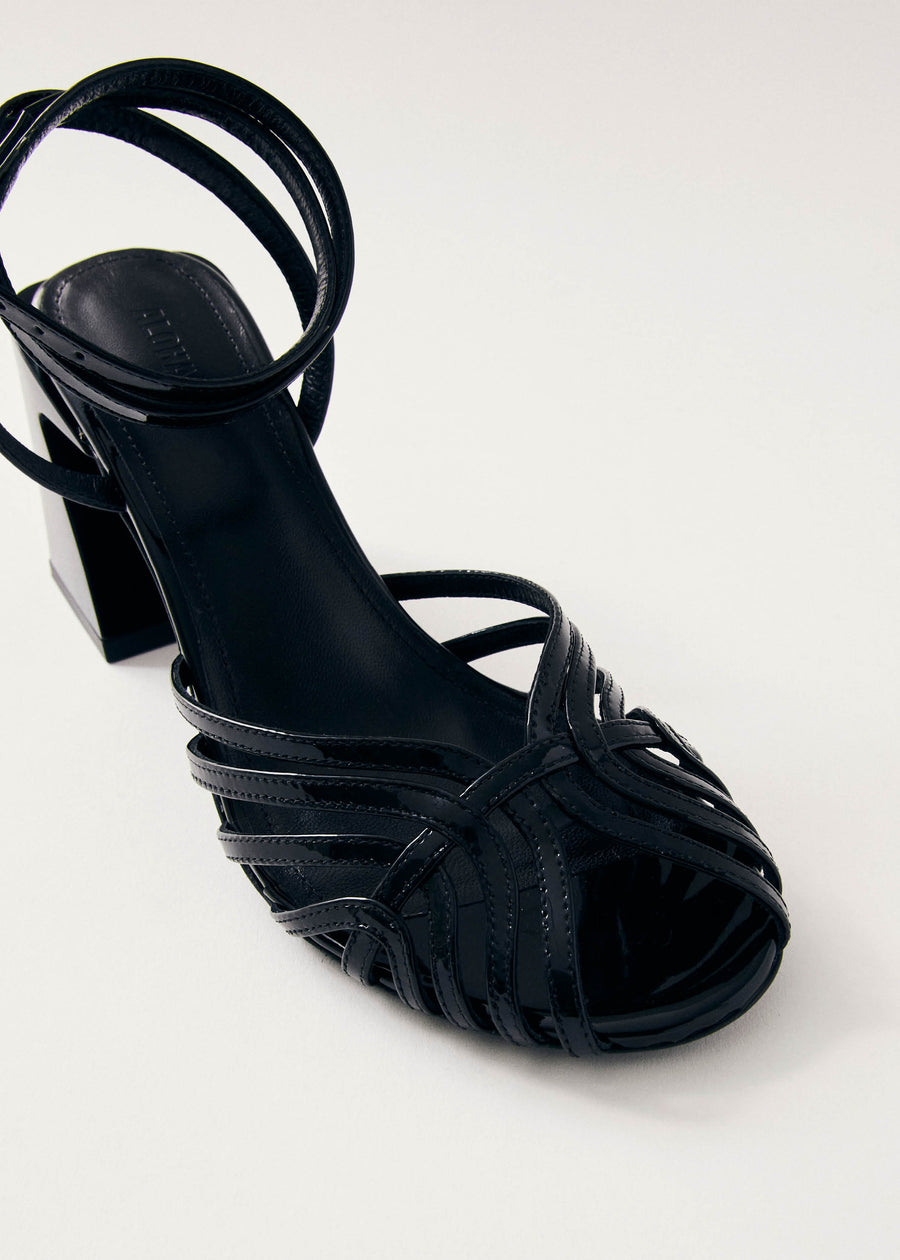 Jessa Onix Black Leather Sandals