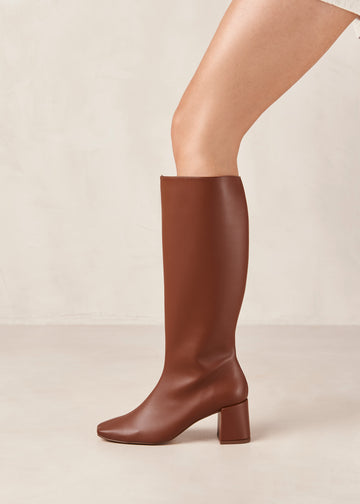 Chalk Brown Vegan Leather Boots ALOHAS