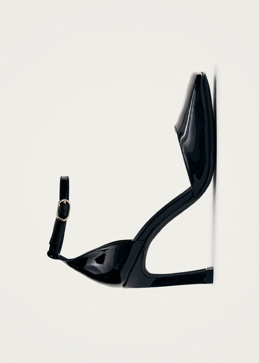 Liebe Onix Black Leather Pumps