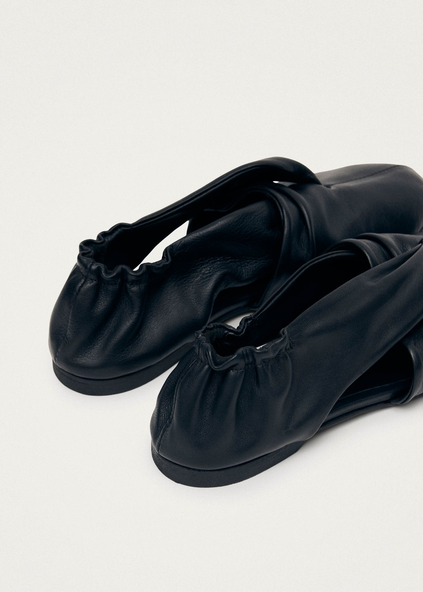 Alaula Black Leather Ballet Flats