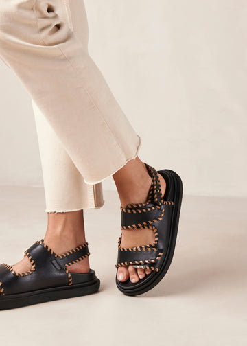 Barrel Black Tan Sandals