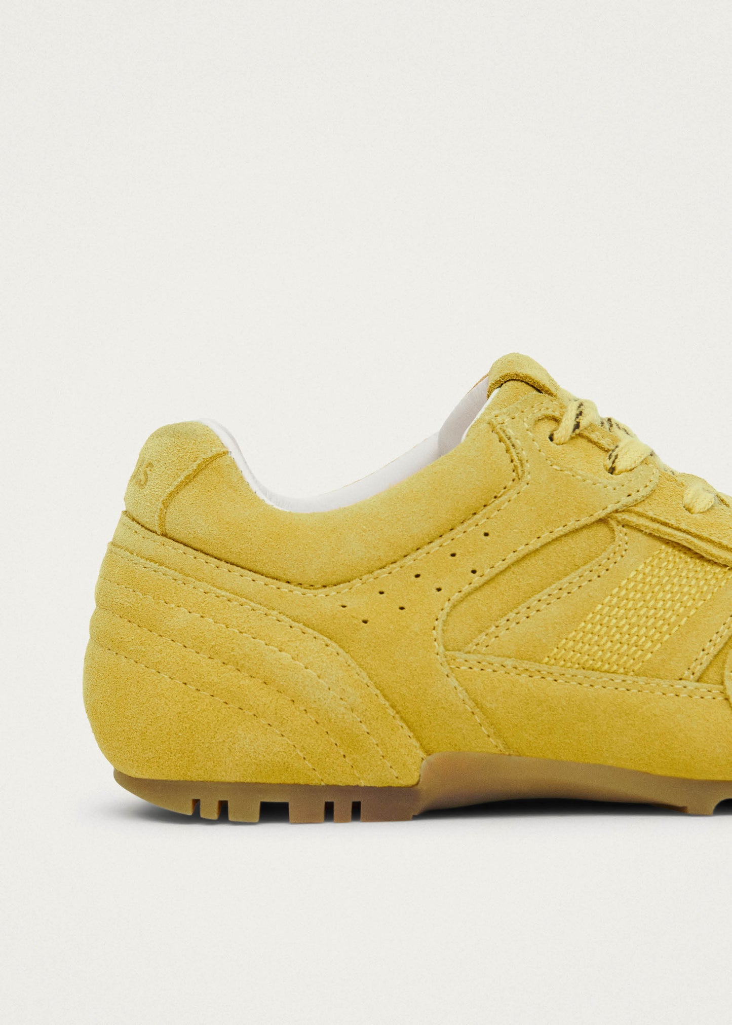 Tb.56 Suede Zapatillas de Cuero Amarillo