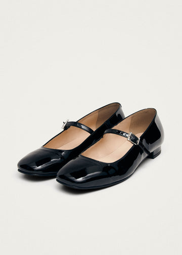 Black patent fashion ballet pumps