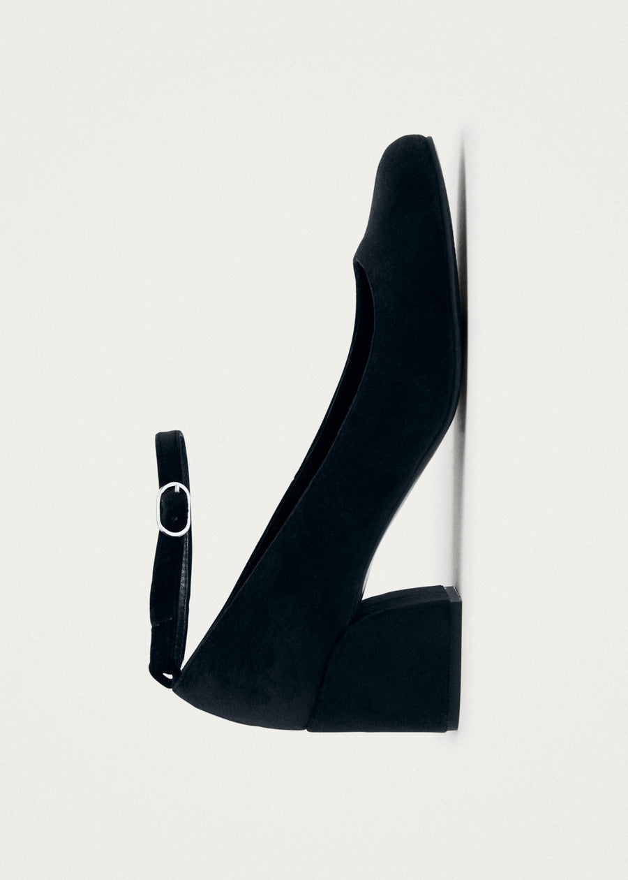 Antoine Velvet Black Pumps