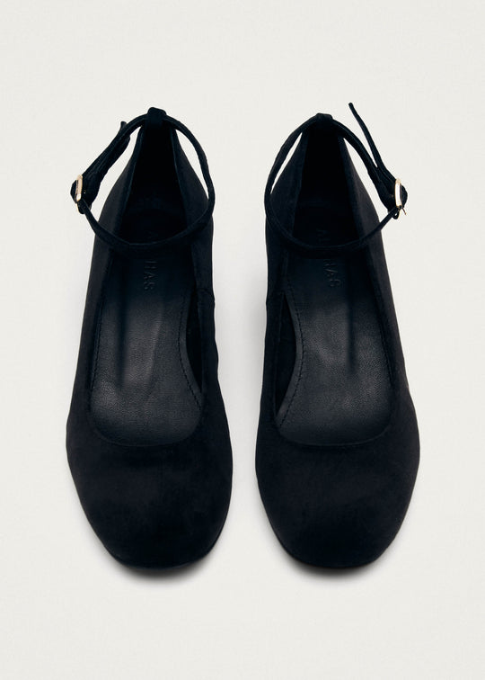 Antoine Velvet Black Pumps