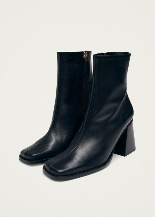 South Black Leather Ankle Boots