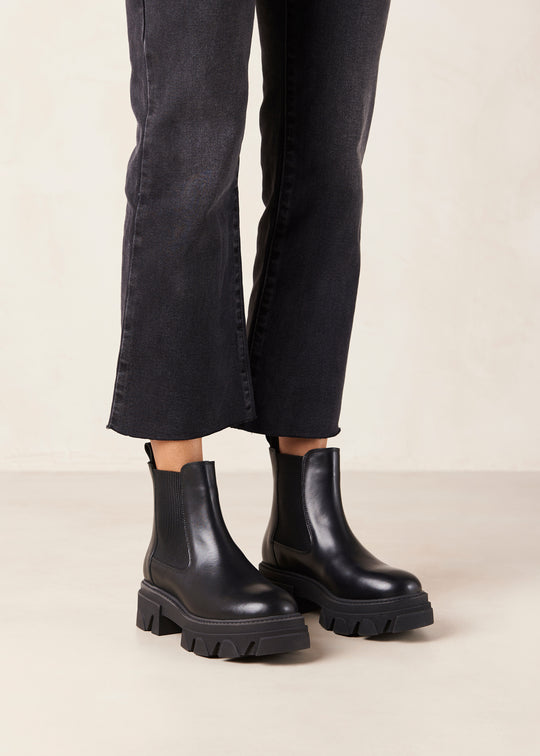 Berenice Black Leather Ankle Boots