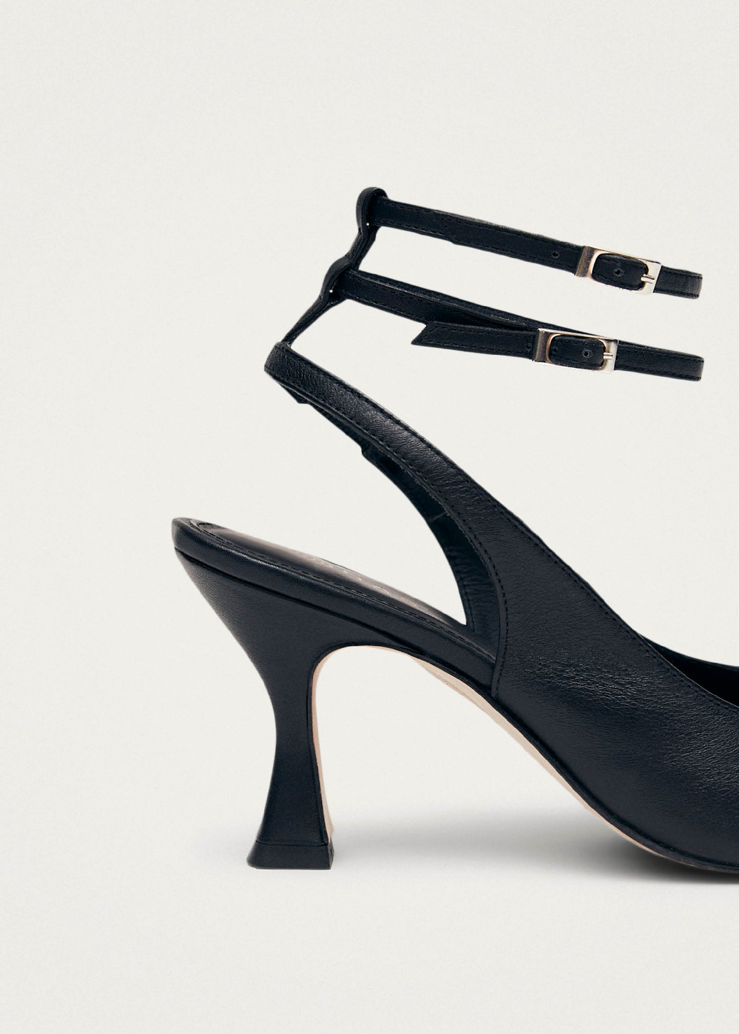 Louise Escarpins en cuir noir