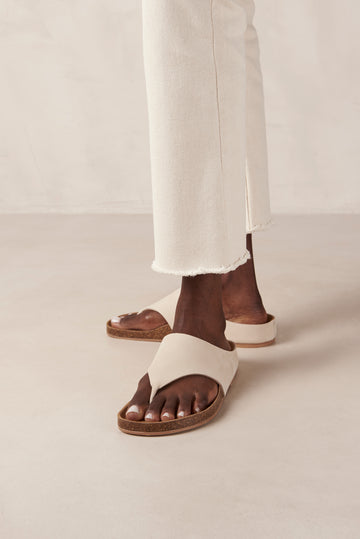 Ivy Cream Leather Sandals