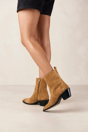 West Cape Vintage - Brown Leather Boots | ALOHAS