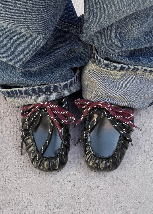 Aven Lace Schwarze Leder-Slipper-image
