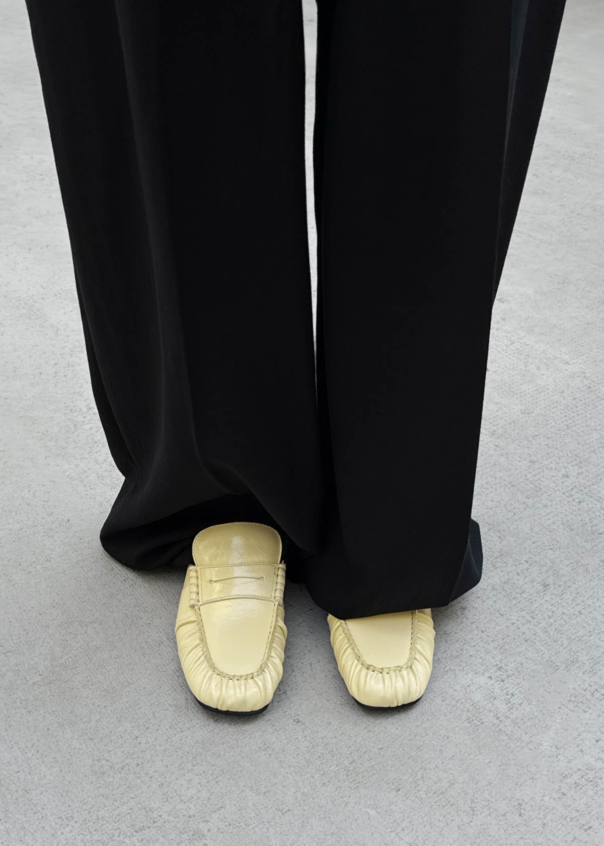 Aven Mule Patent Pale Yellow | ALOHAS