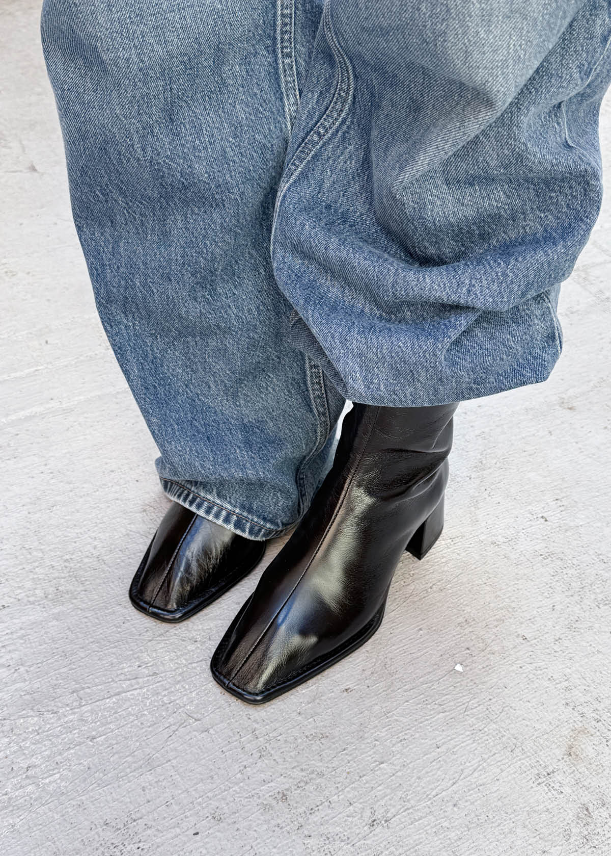 Berlin Rift Black Leather Ankle Boots