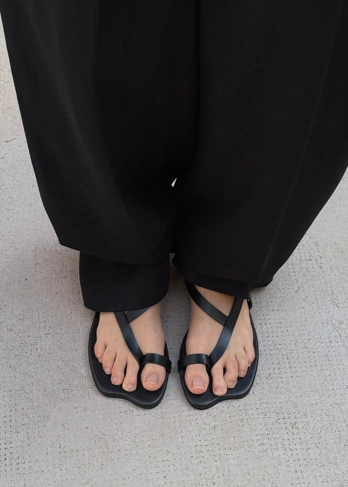 Dawn Schwarze Leder Sandalen