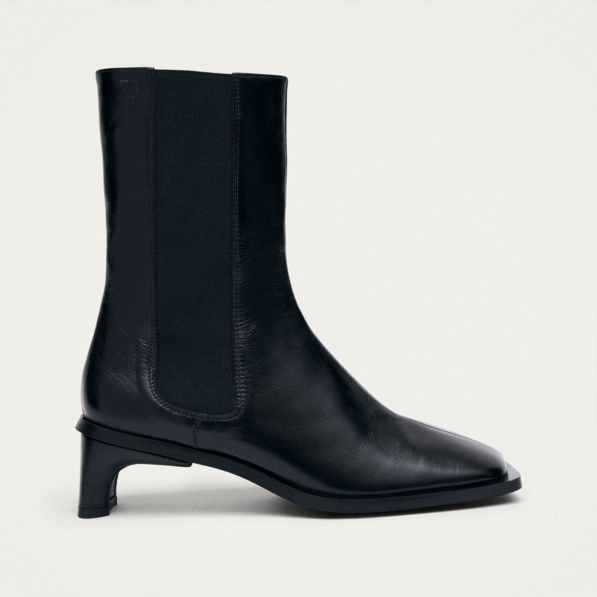 Elowen Rift Schwarze Leder Stiefel
