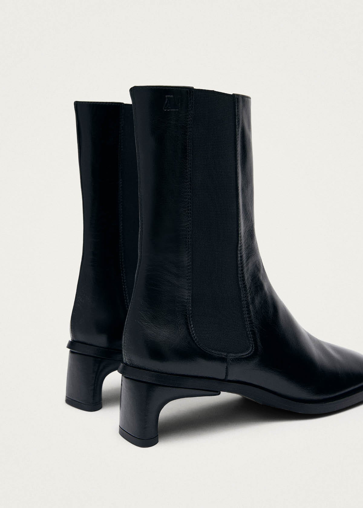 Elowen Rift Schwarze Leder Stiefel