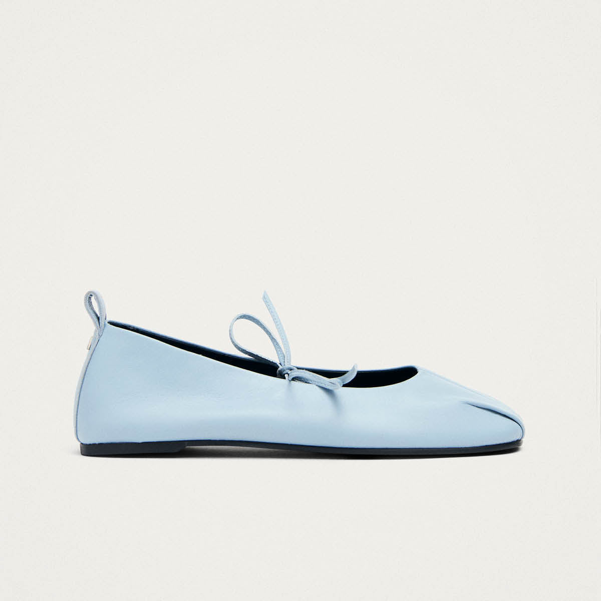 Elva Blue Leather Ballet Flats