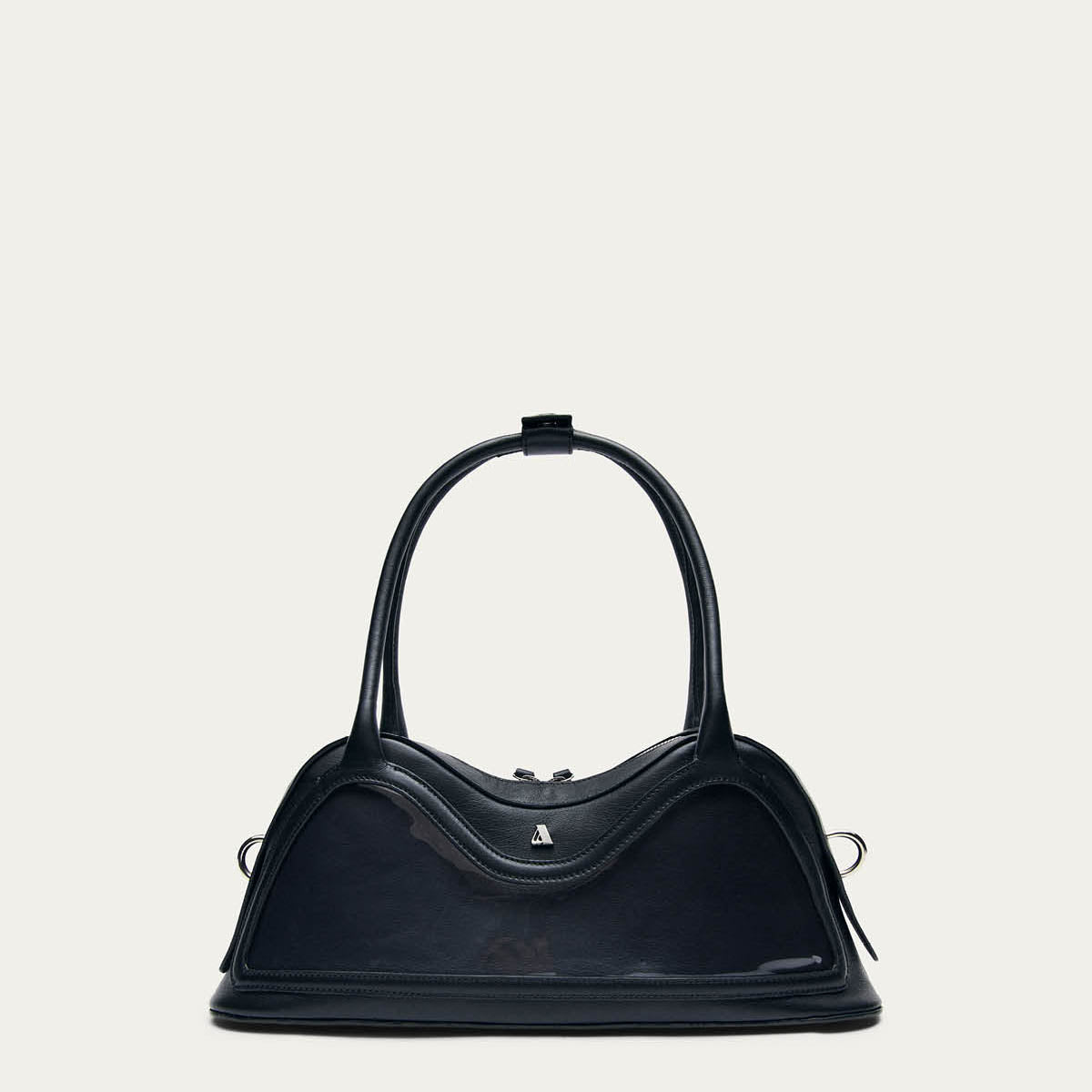 Bolso de cuero negro de vinilo Hilma