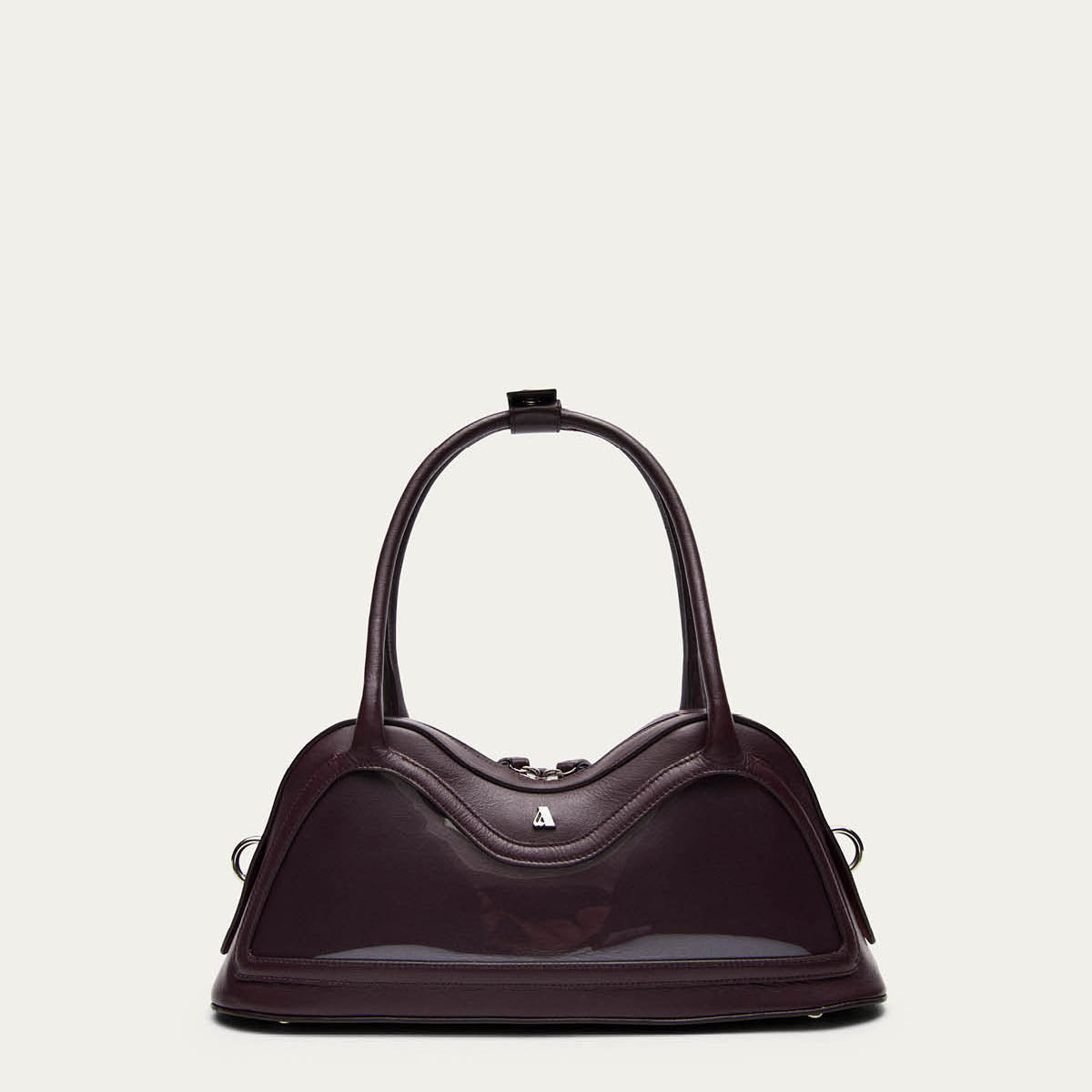 burgundy patent leather backpack Belted Shoulder Bag Look FINESSE It comes with two straps a short one and a long adjustable one allowing you to wear it in hand Prada Bonnie 32cm patent leather
