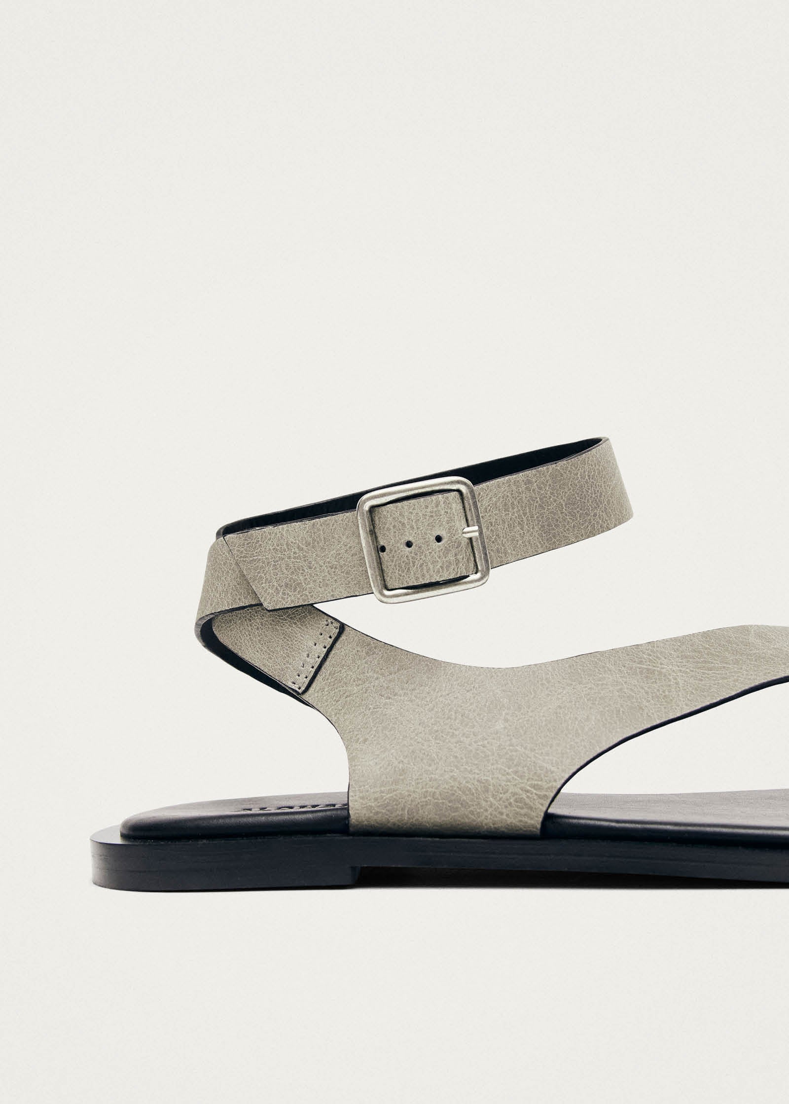 Honu Vintage Grey Leather Sandals