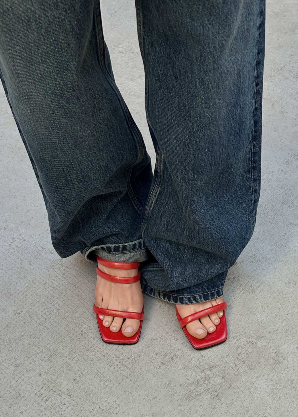 Indiana Rift Red Leather Sandals