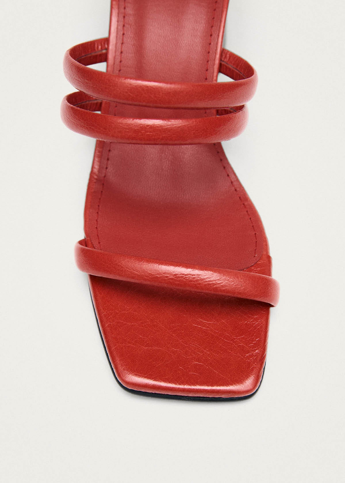 Indiana Rift Red Leather Sandals