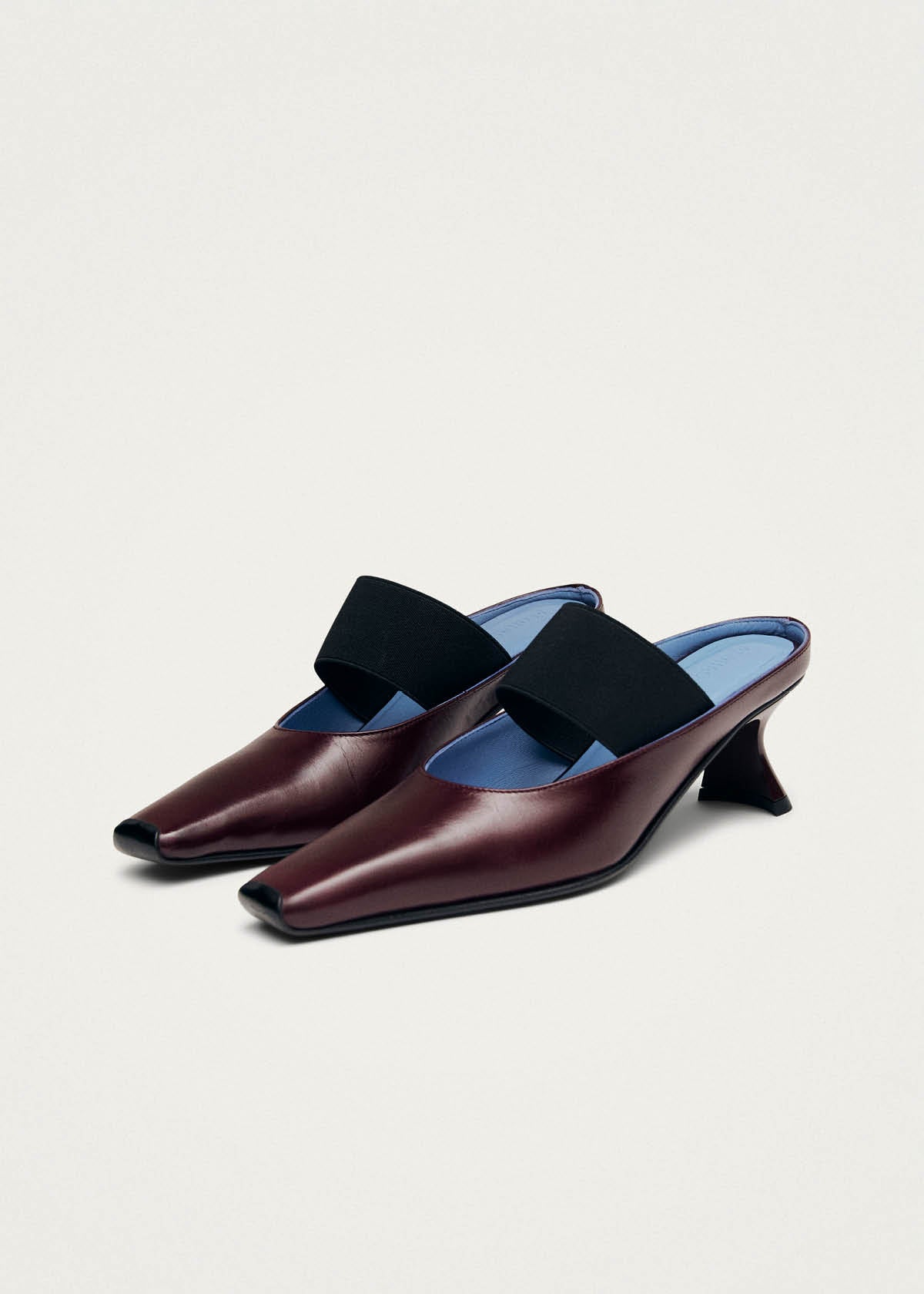 Lokahi Rift Tacones de Cuero Burdeos