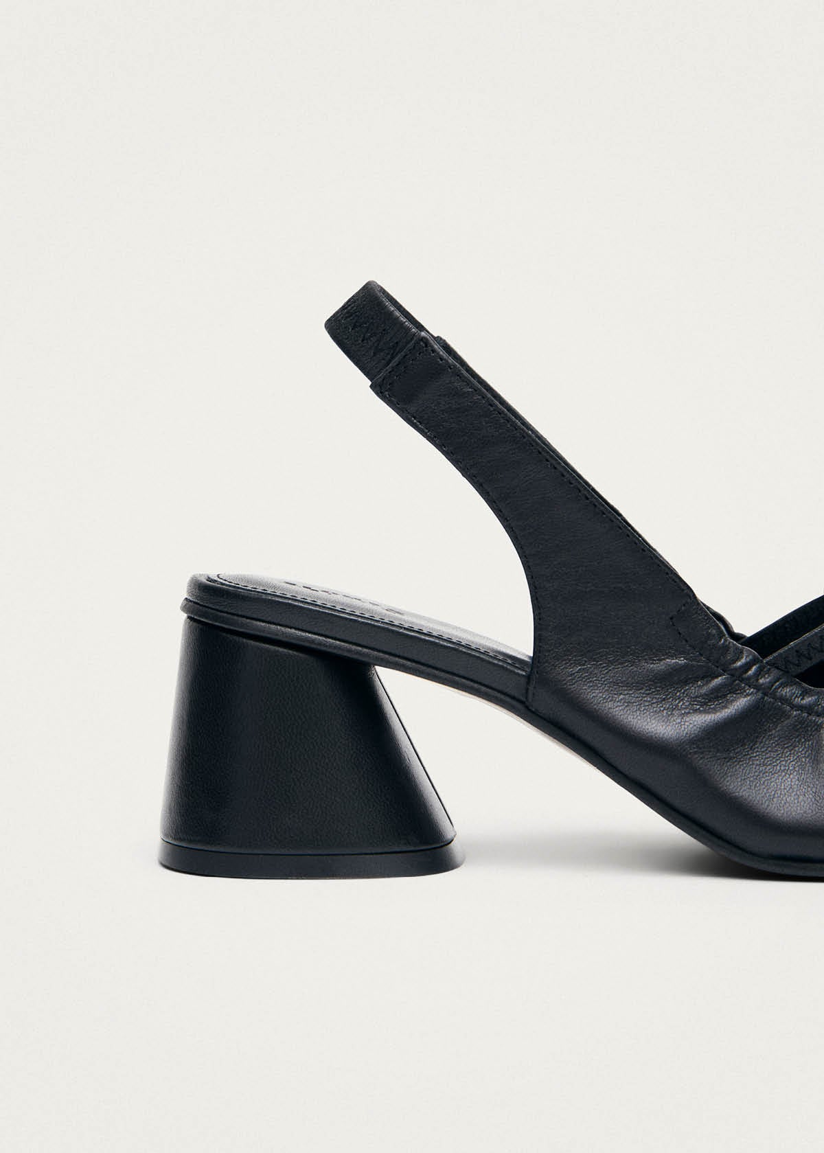 Escarpins en cuir noir Marly