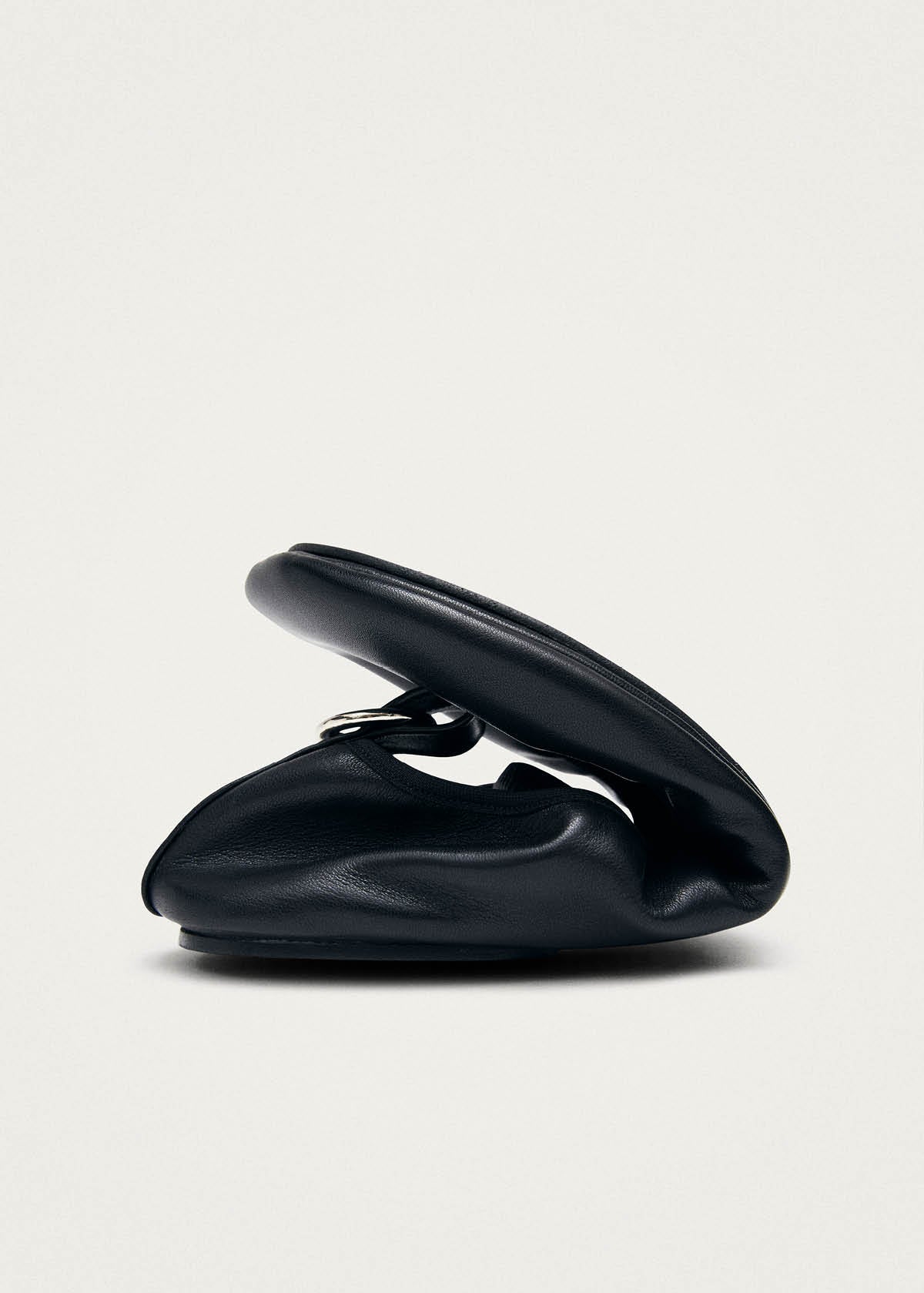 Naira Ballerine in Pelle Nera