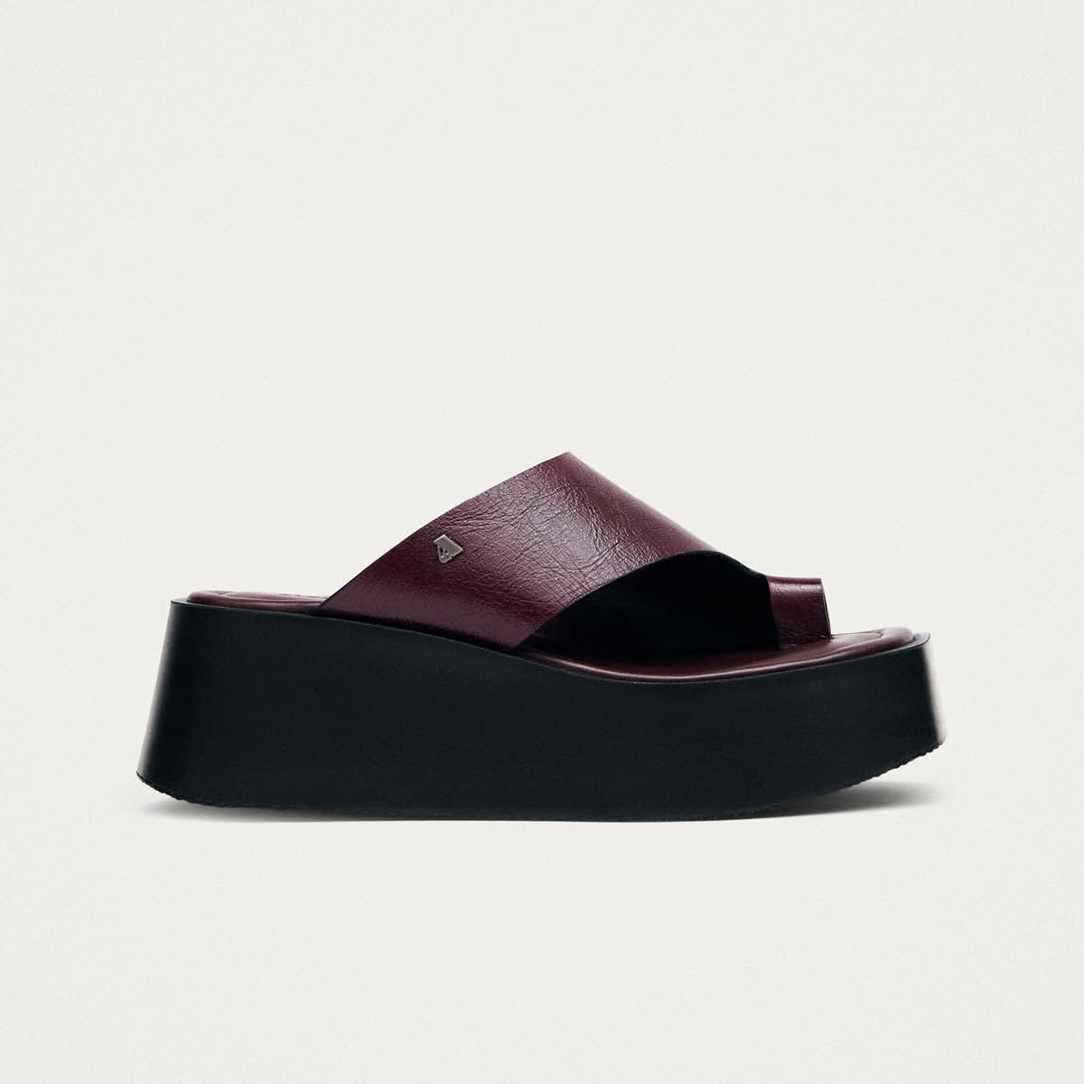 Nova Rift Burgundy Leather Sandals