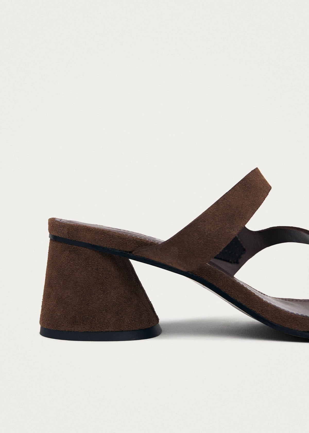 Orielle Wildleder braune Leder Sandalen