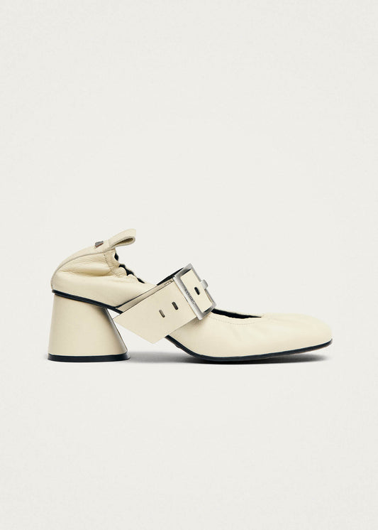 Rowena Cremefarbene Leder Pumps