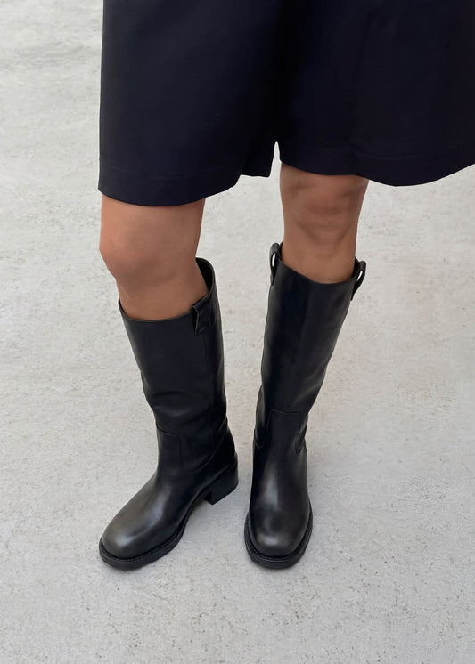 Sajan Vintage Effect Black Leather Boots-image