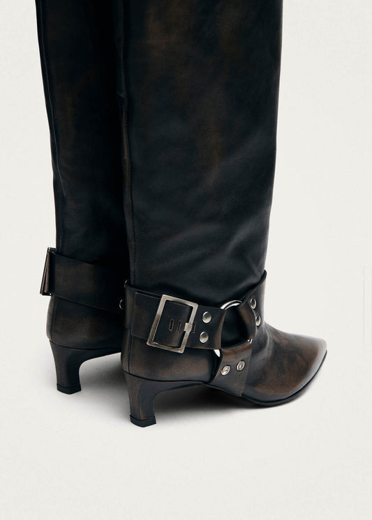 Samia Botas de Cuero Marrón con Hebilla y Efecto Vintage-image