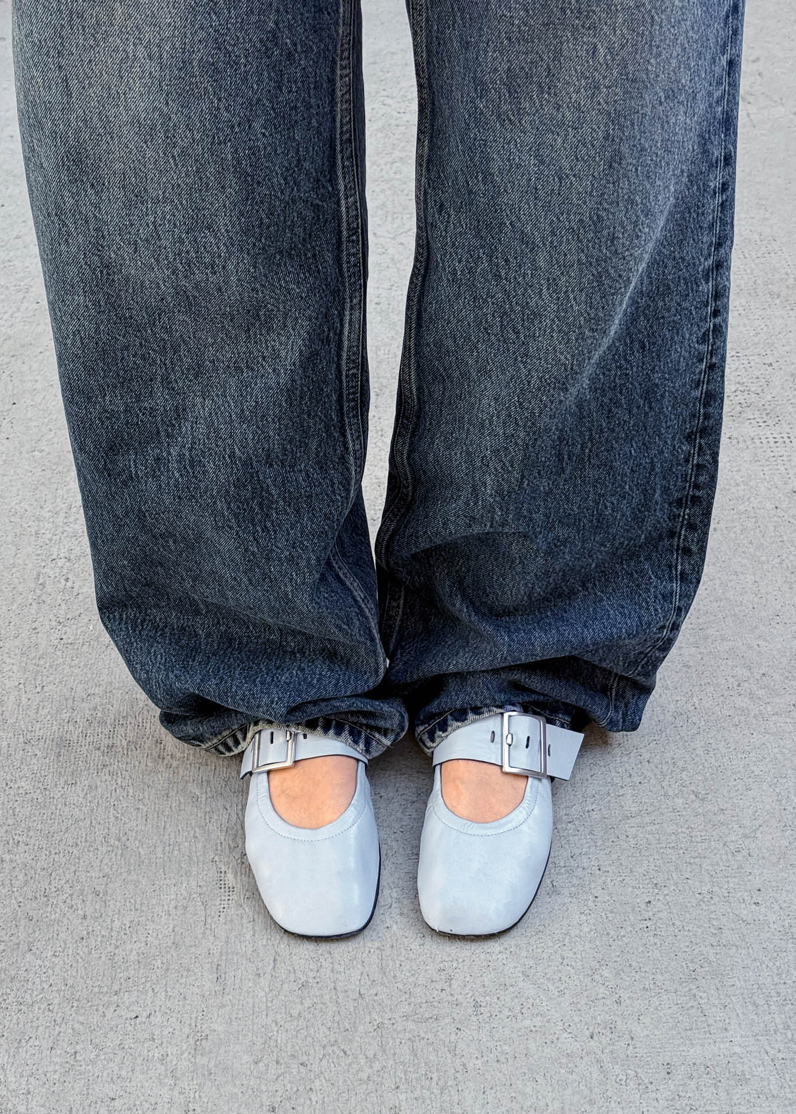 Sarea Blue Leather Ballet Flats