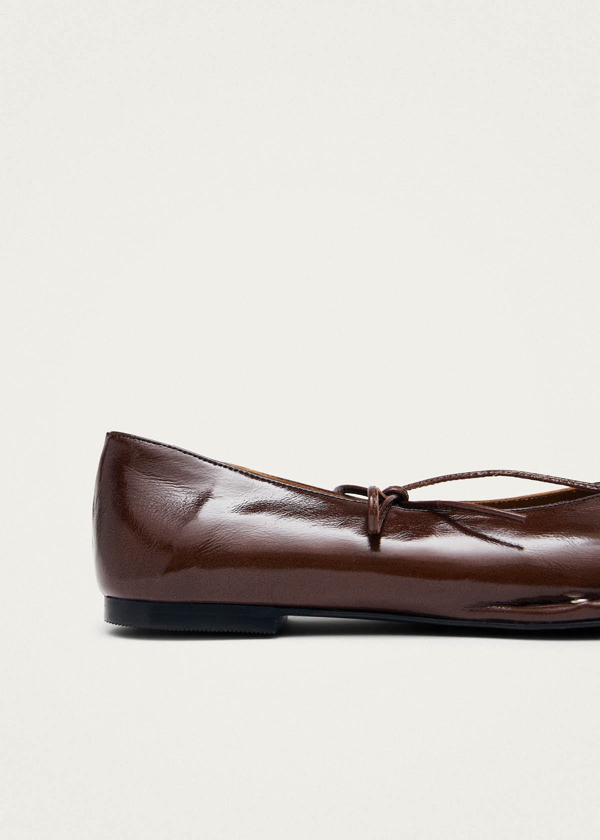 Sway Studs Ballerines en Cuir Verni Marron