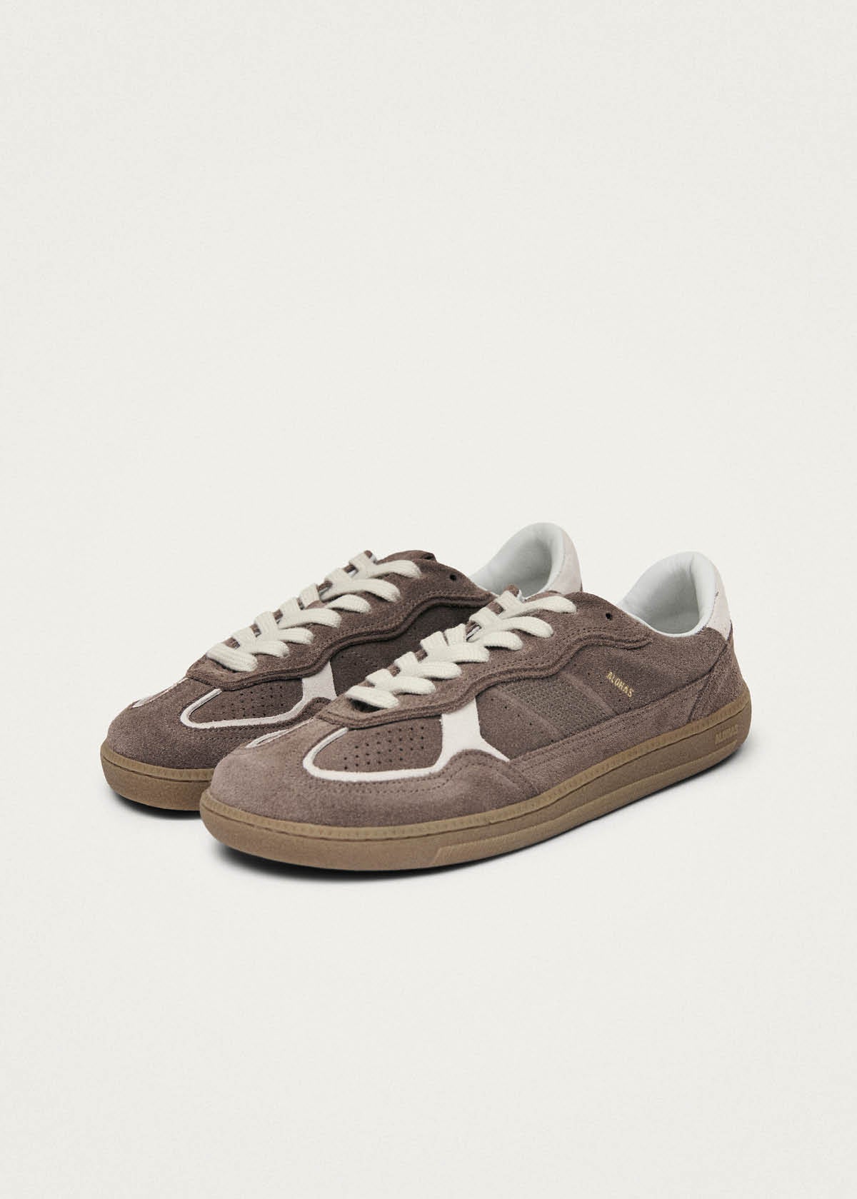 tb.00 Barefoot Rife Taupe | ALOHAS
