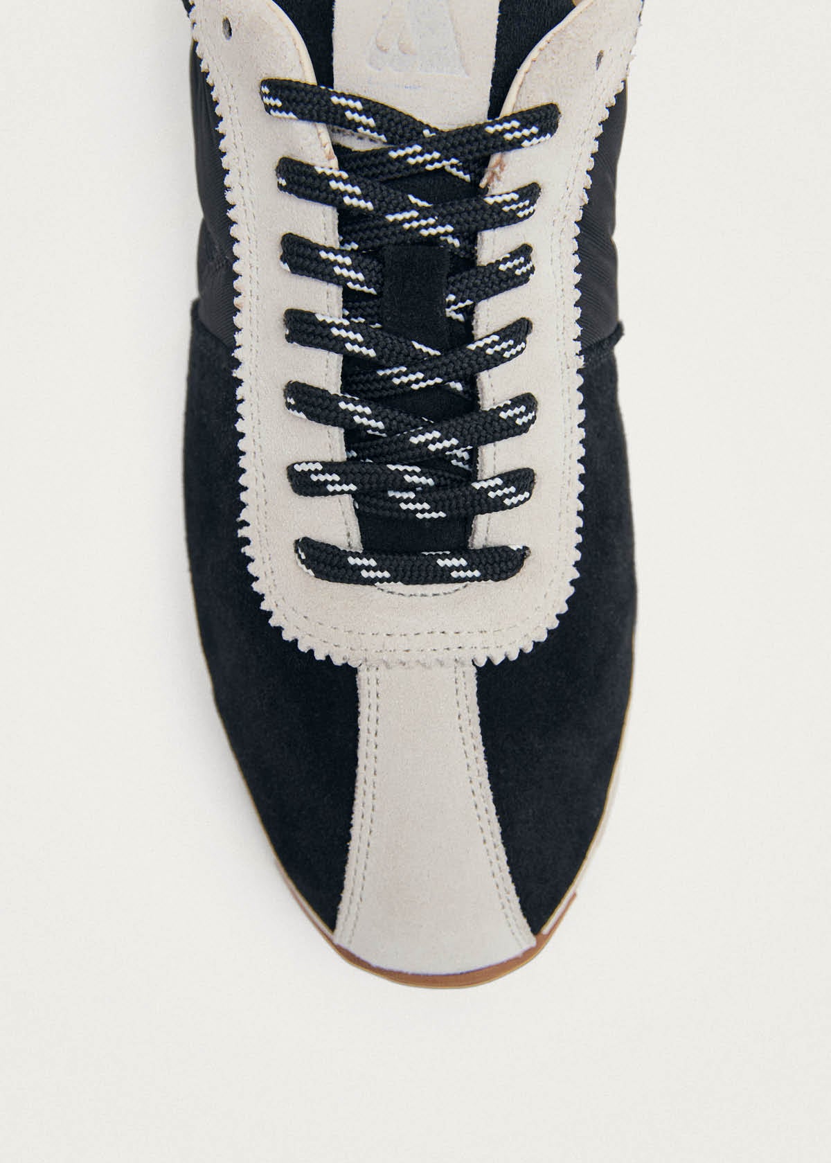 Baskets en cuir noir Tb.1897