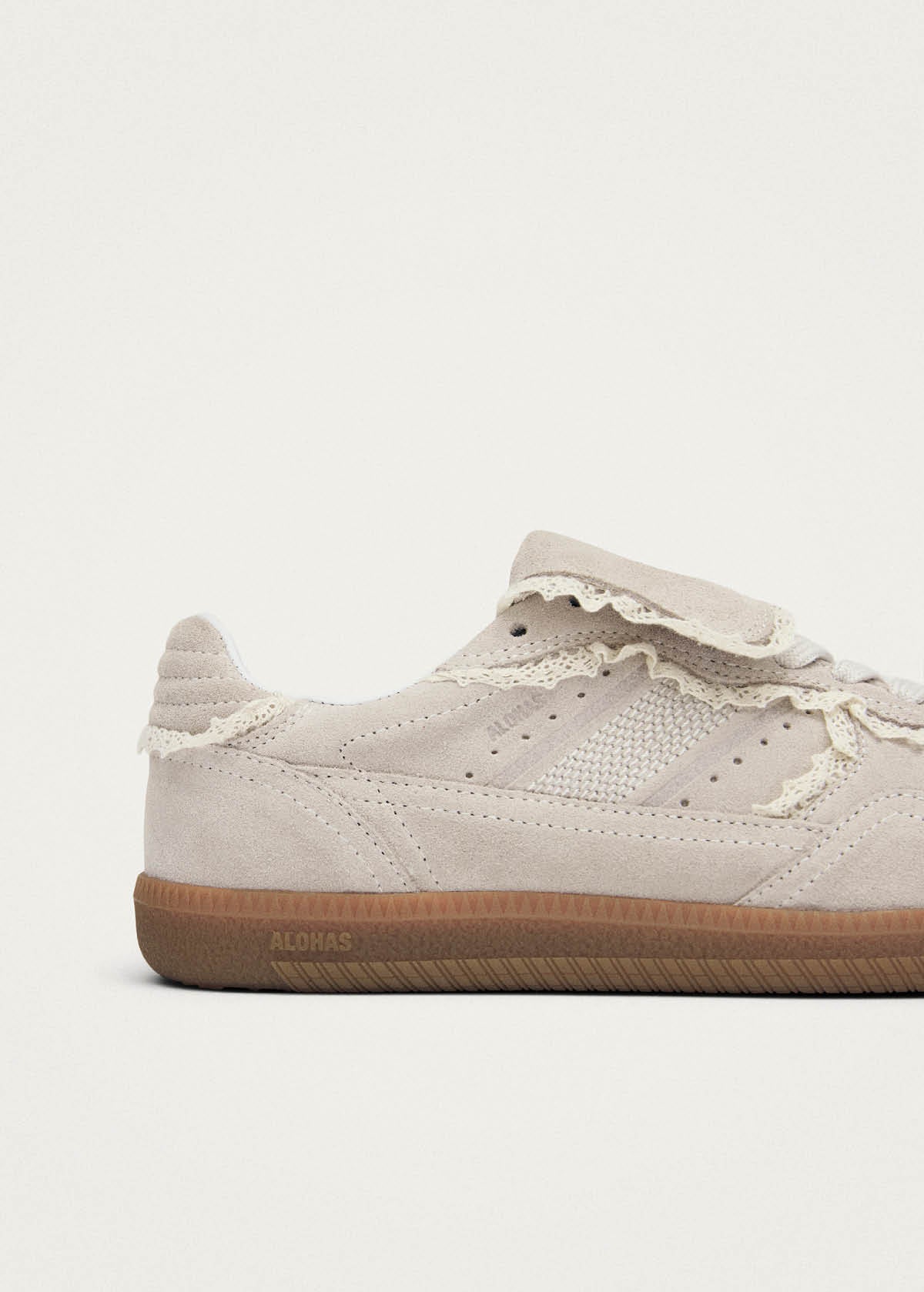 tb.490 Club Crochet Cream | ALOHAS