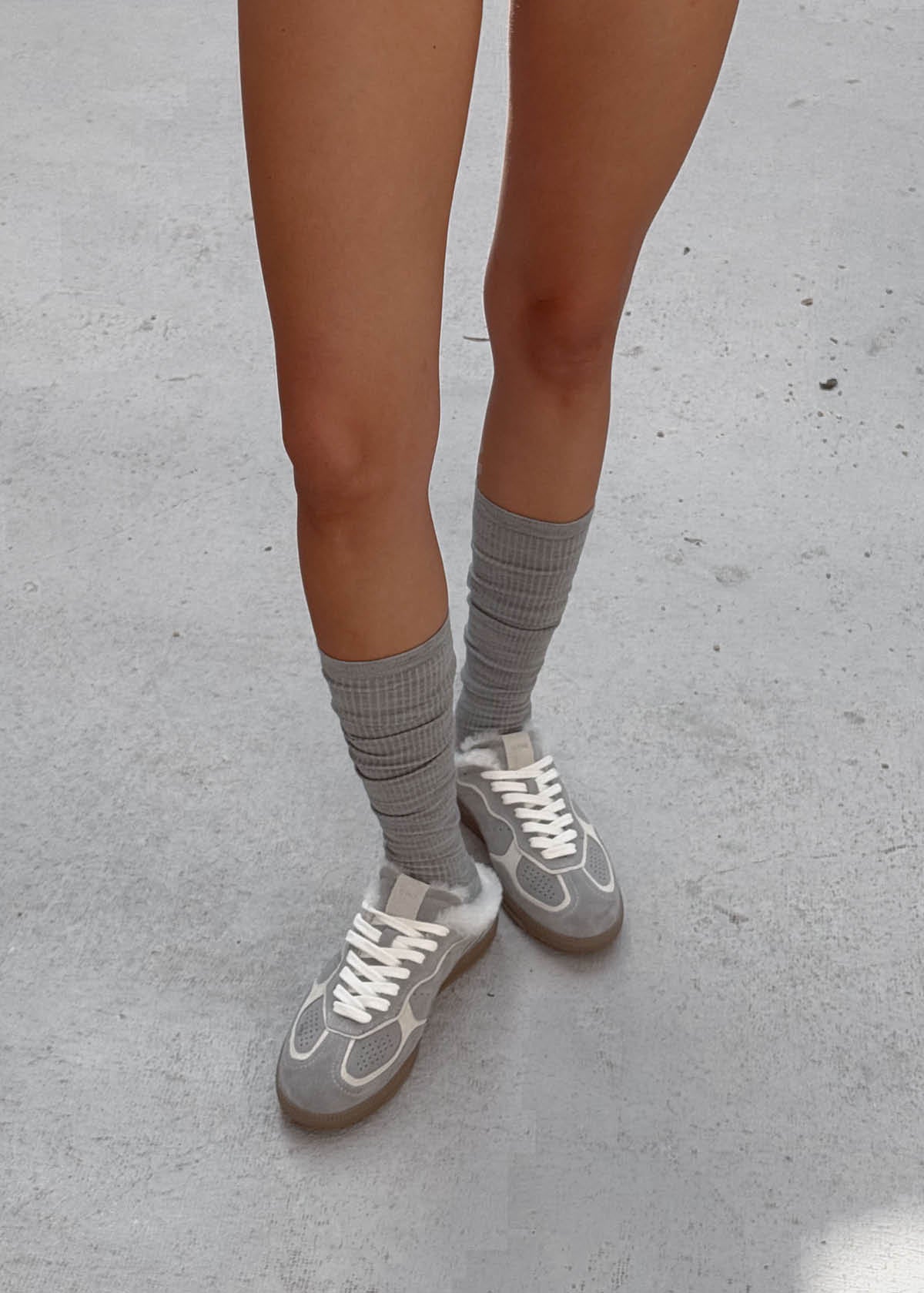 Tb.490 Mule Zapatillas de Piel de Oveja Color Gris