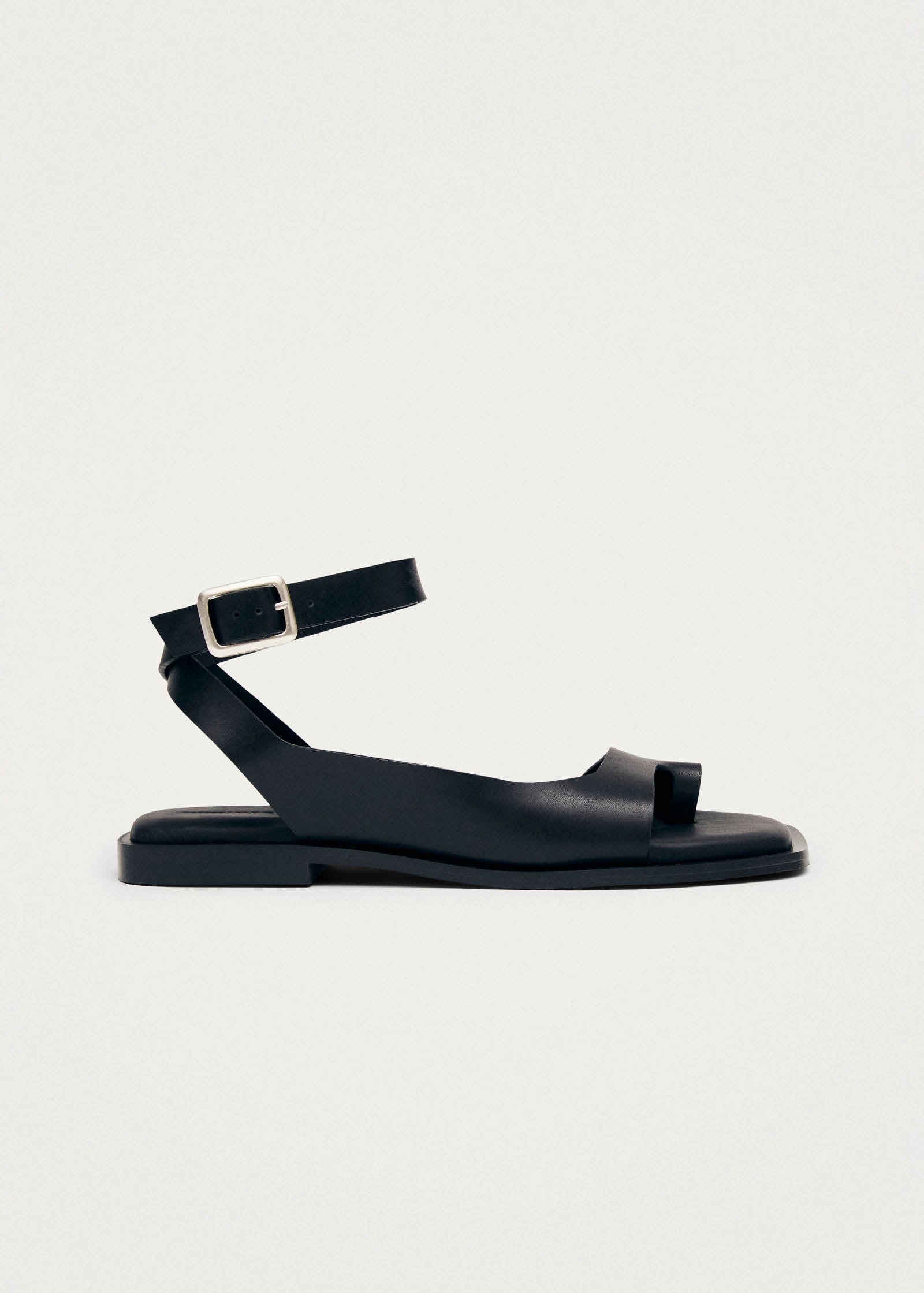 Tebas Black Leather Sandals | ALOHAS