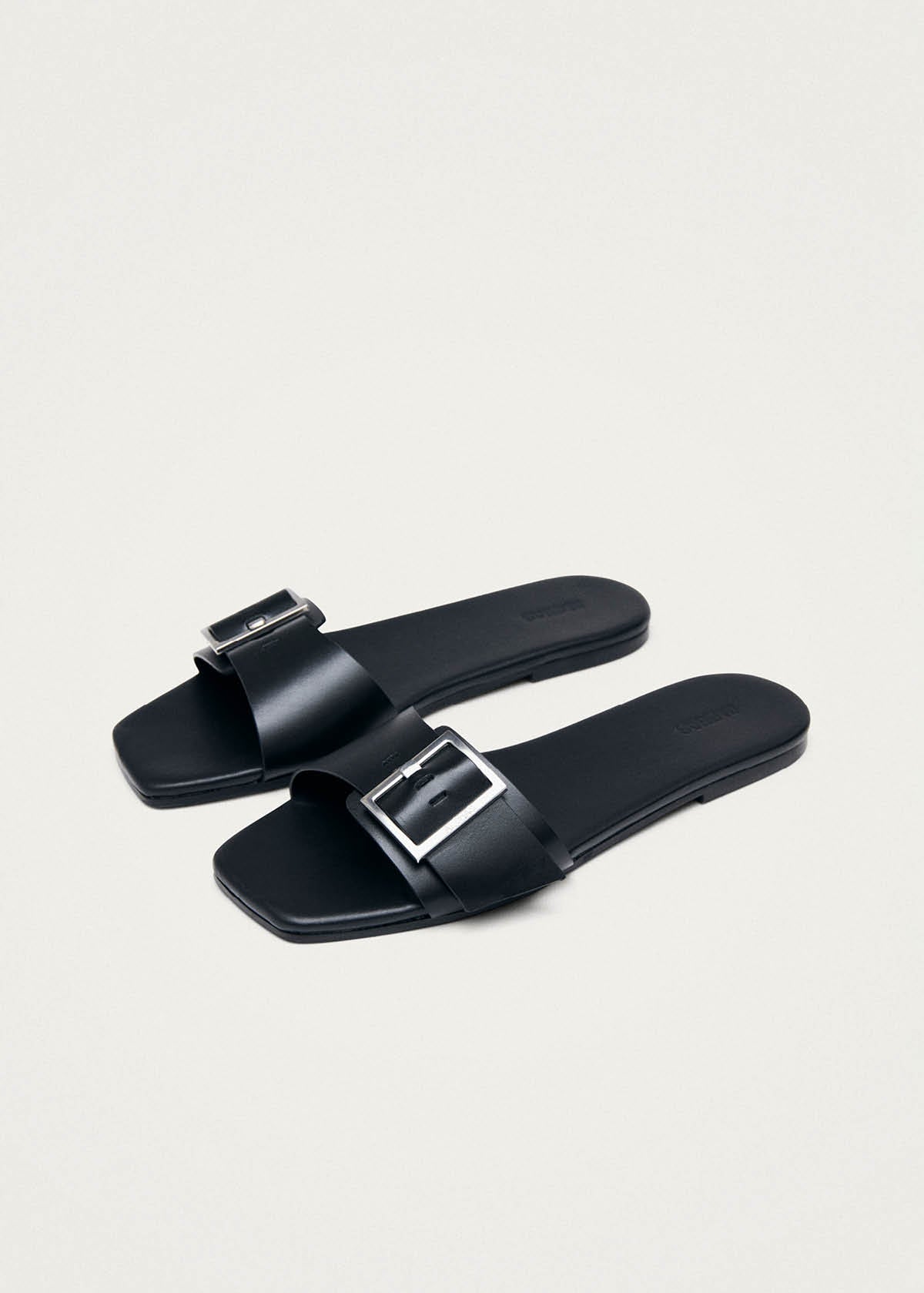 Vent Schwarze Leder Sandalen