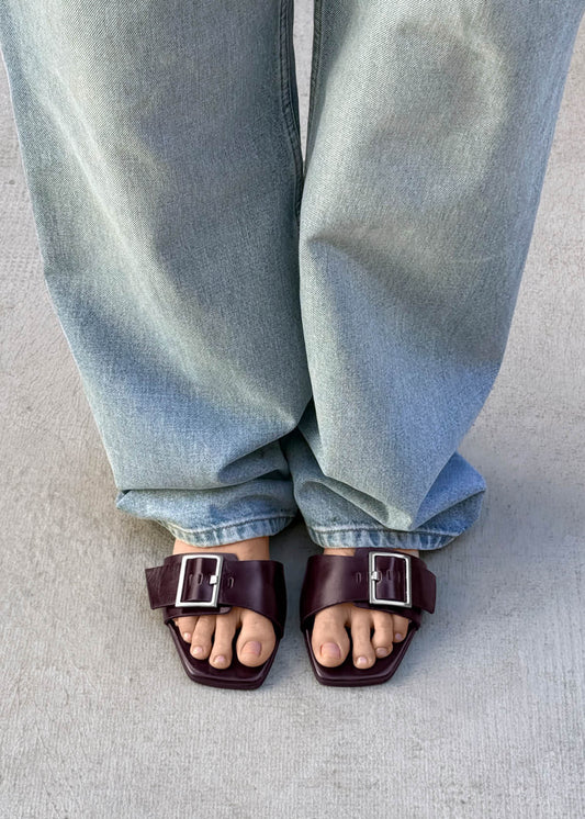 Vent Rift Burgundy Leather Sandals-image